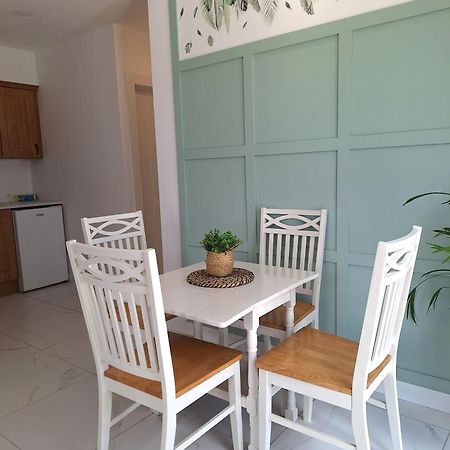 Sandys Shore Apartment 도니골 외부 사진