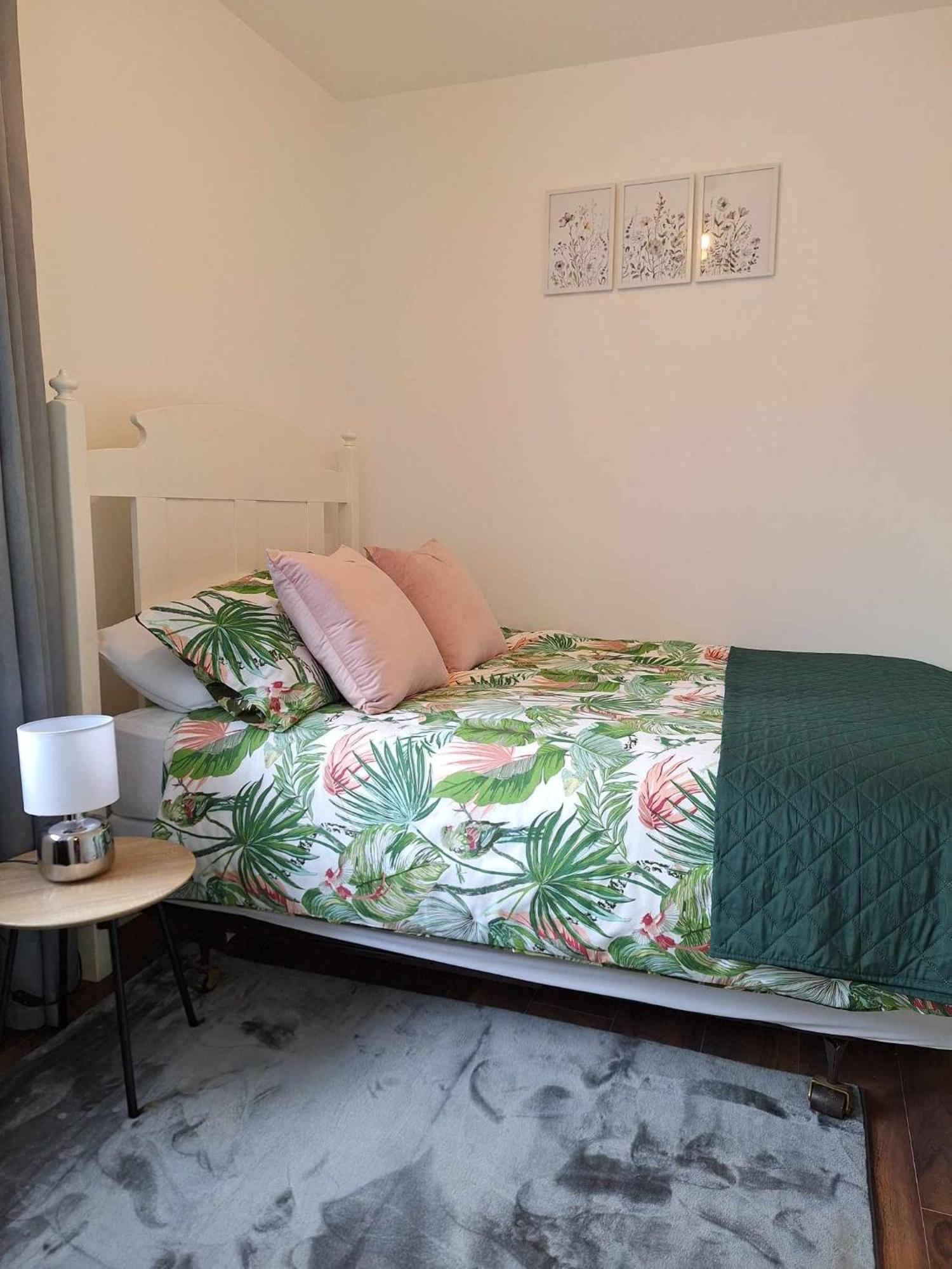 Sandys Shore Apartment 도니골 객실 사진